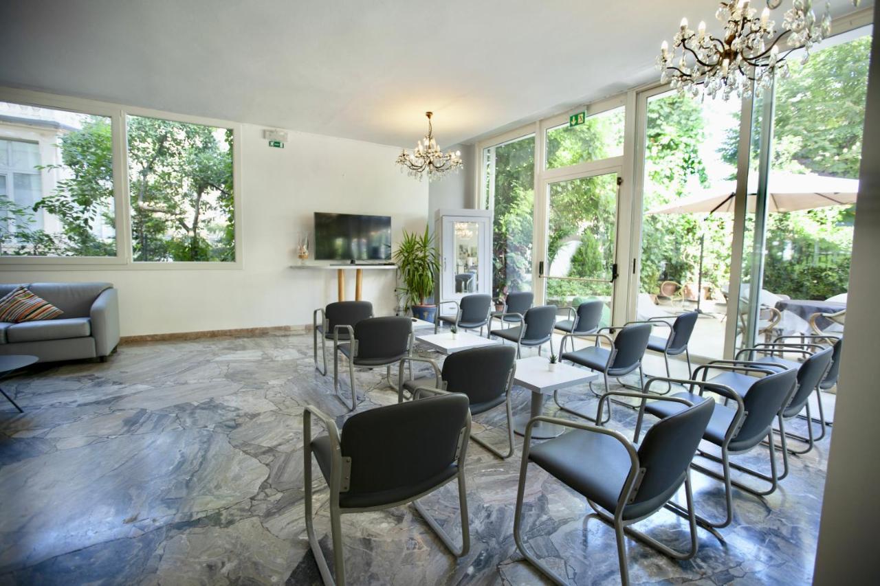 Hotel Maestri Riccione Exteriör bild