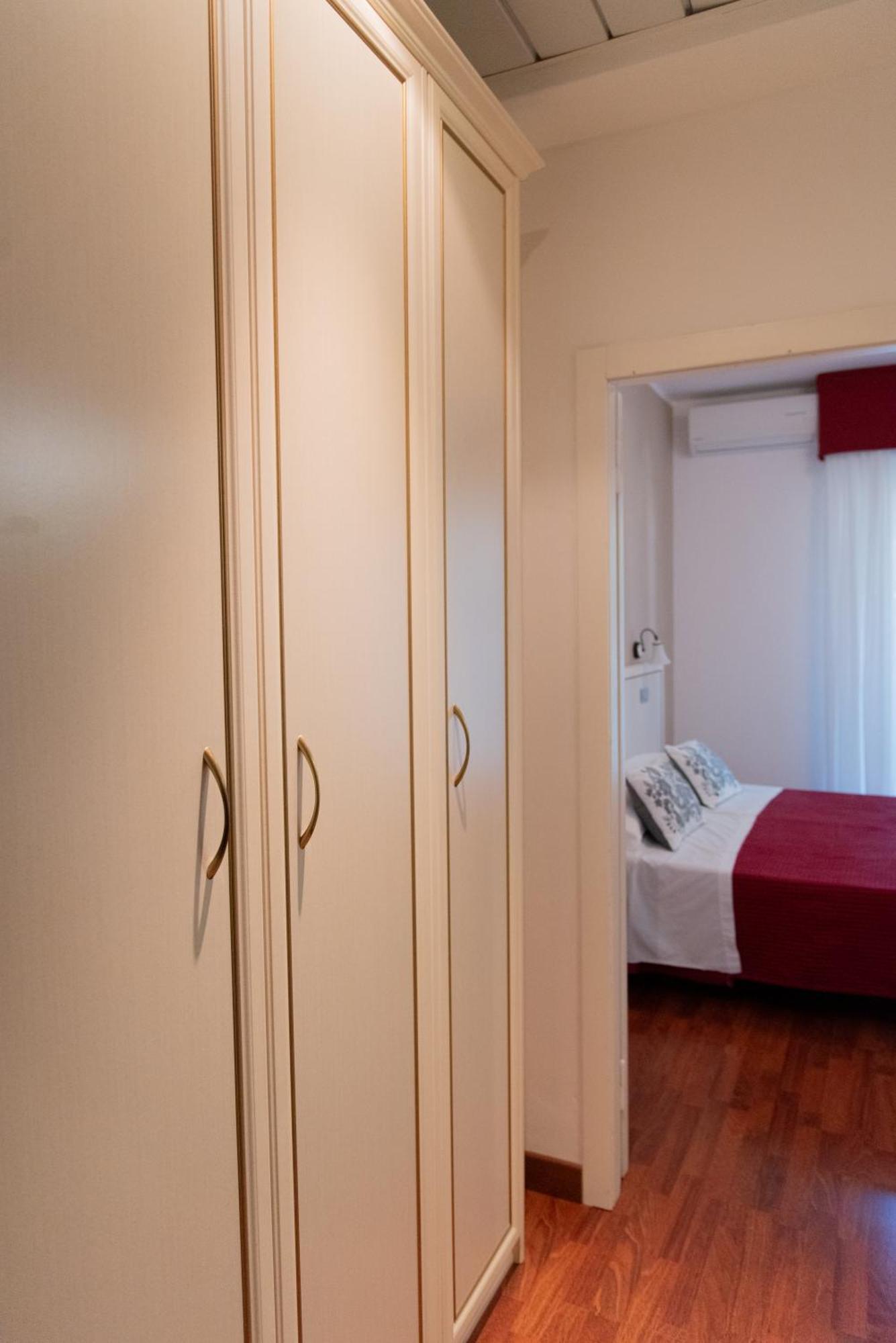 Hotel Maestri Riccione Exteriör bild
